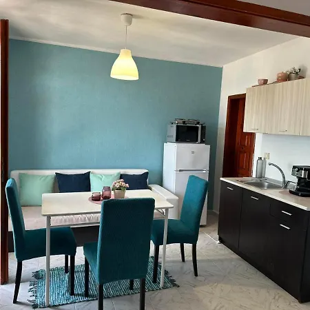 Guest house вила николета *